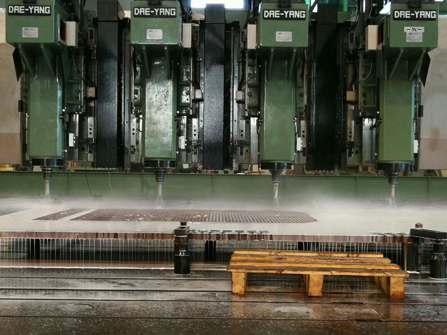 機床两年半社区看片 機床两年半社区看片